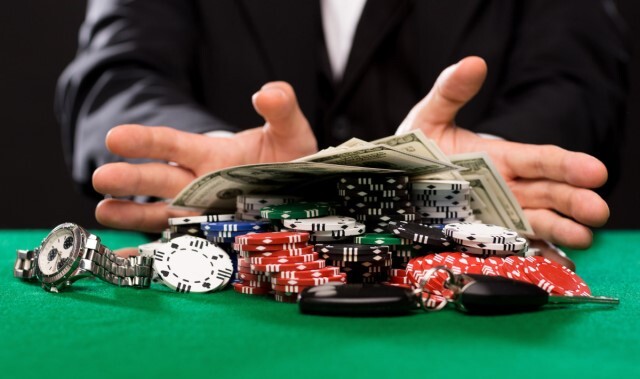 Chỉ All in tiền cược hiện hữu trên bàn Poker